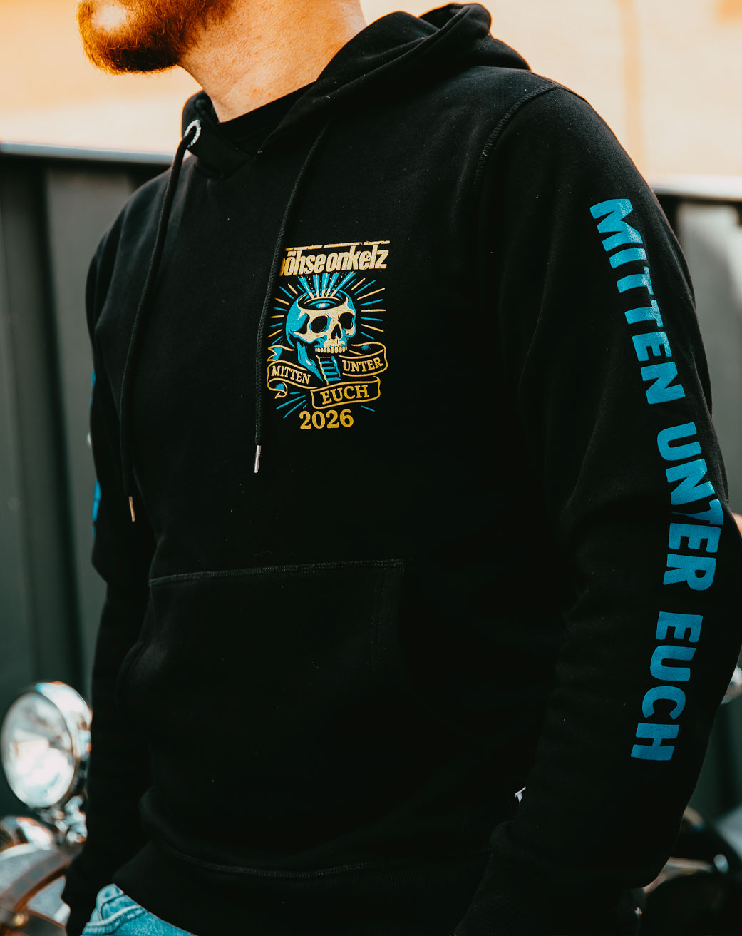 Tourhoodie