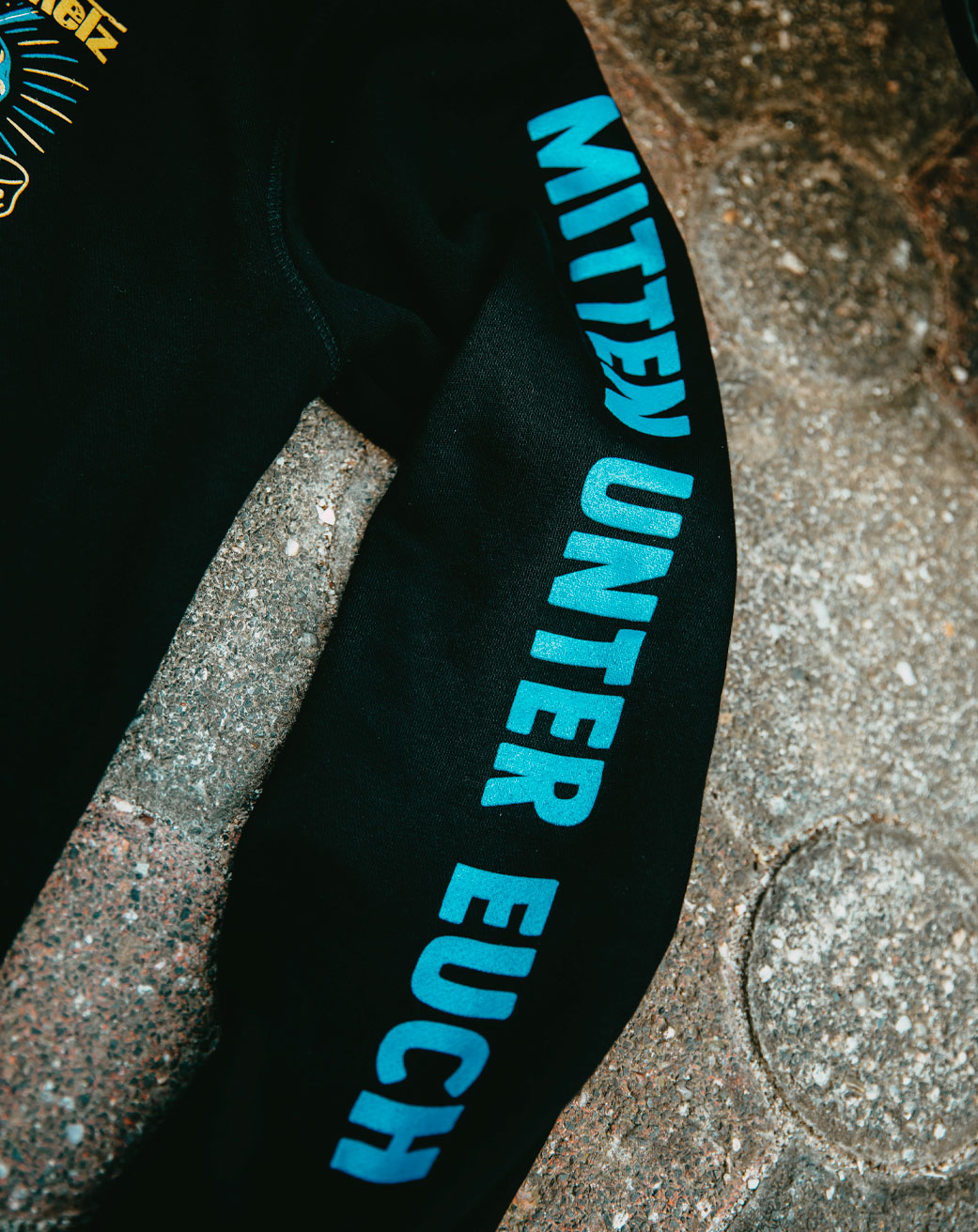 Tourhoodie