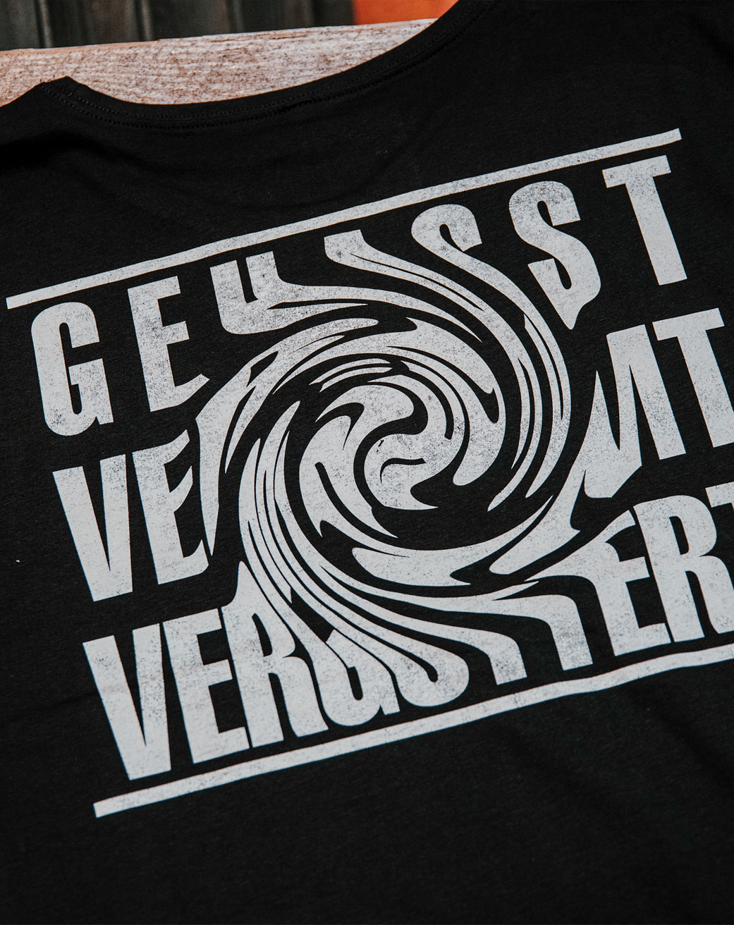 Gehasst, Verdammt, Vergöttert Swirl (30th Anniversary Edition)